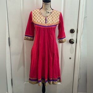 NWOT Miss Life Indian Ethnic Pink Fuchsia/Gold  Embroidered Kurta Midi Dress- S